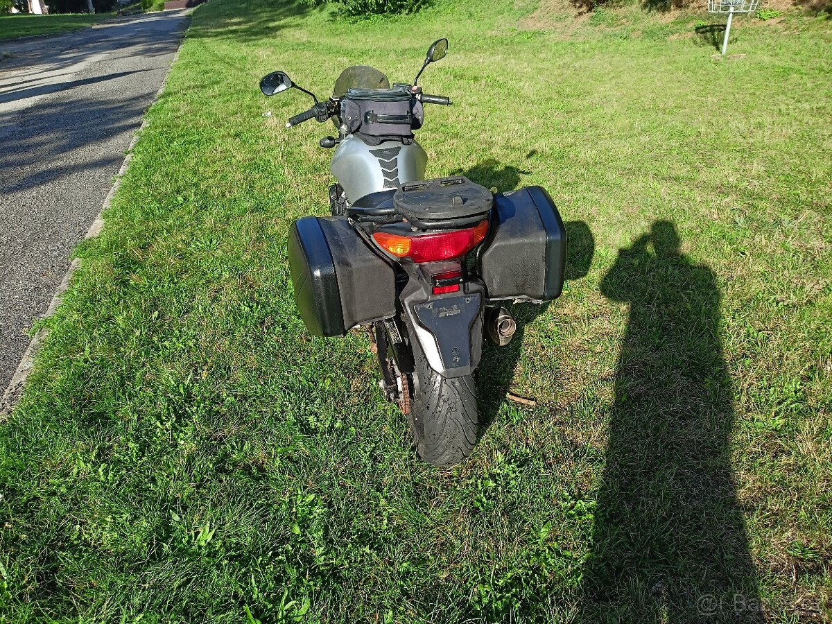 Honda cbf 600 n - 9