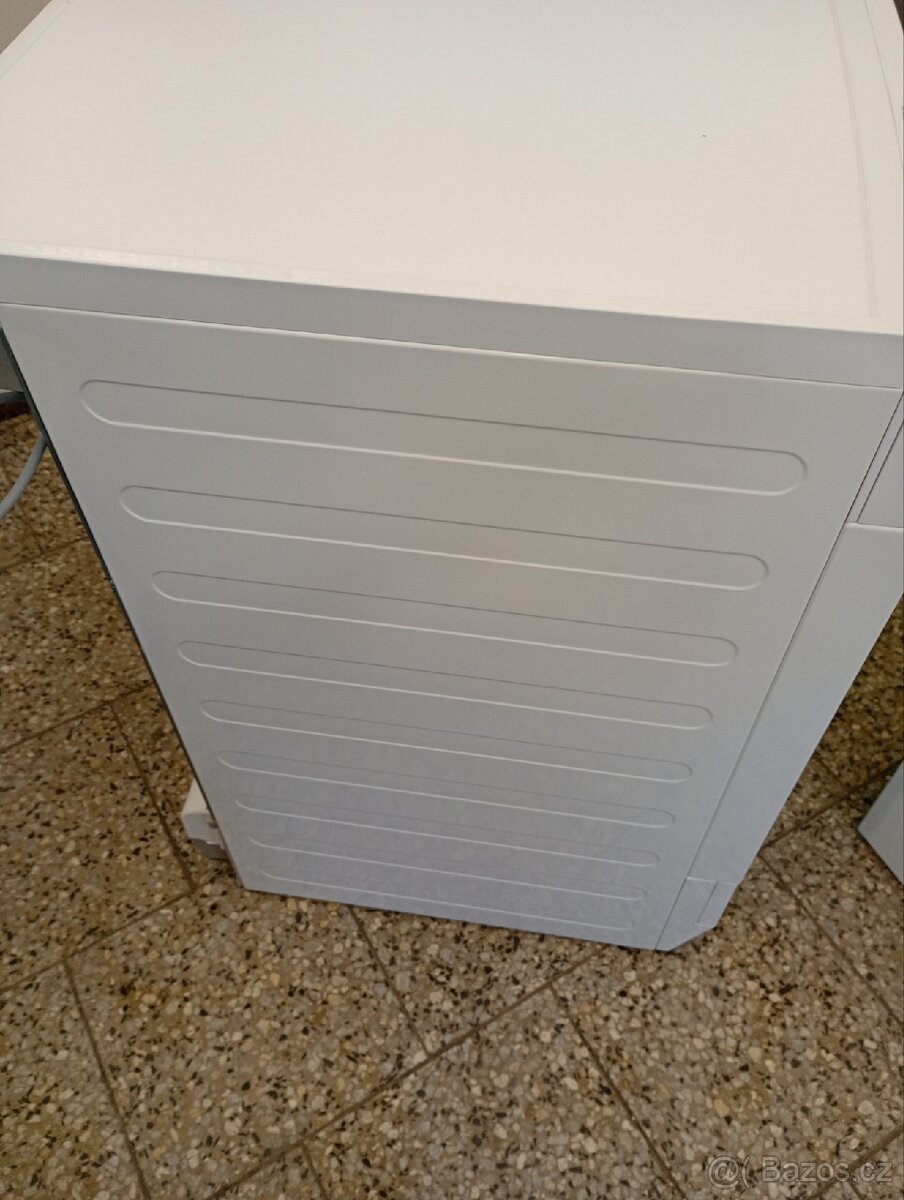 Sušička prádla s tepelným čerpadlem AEG (01) - 9