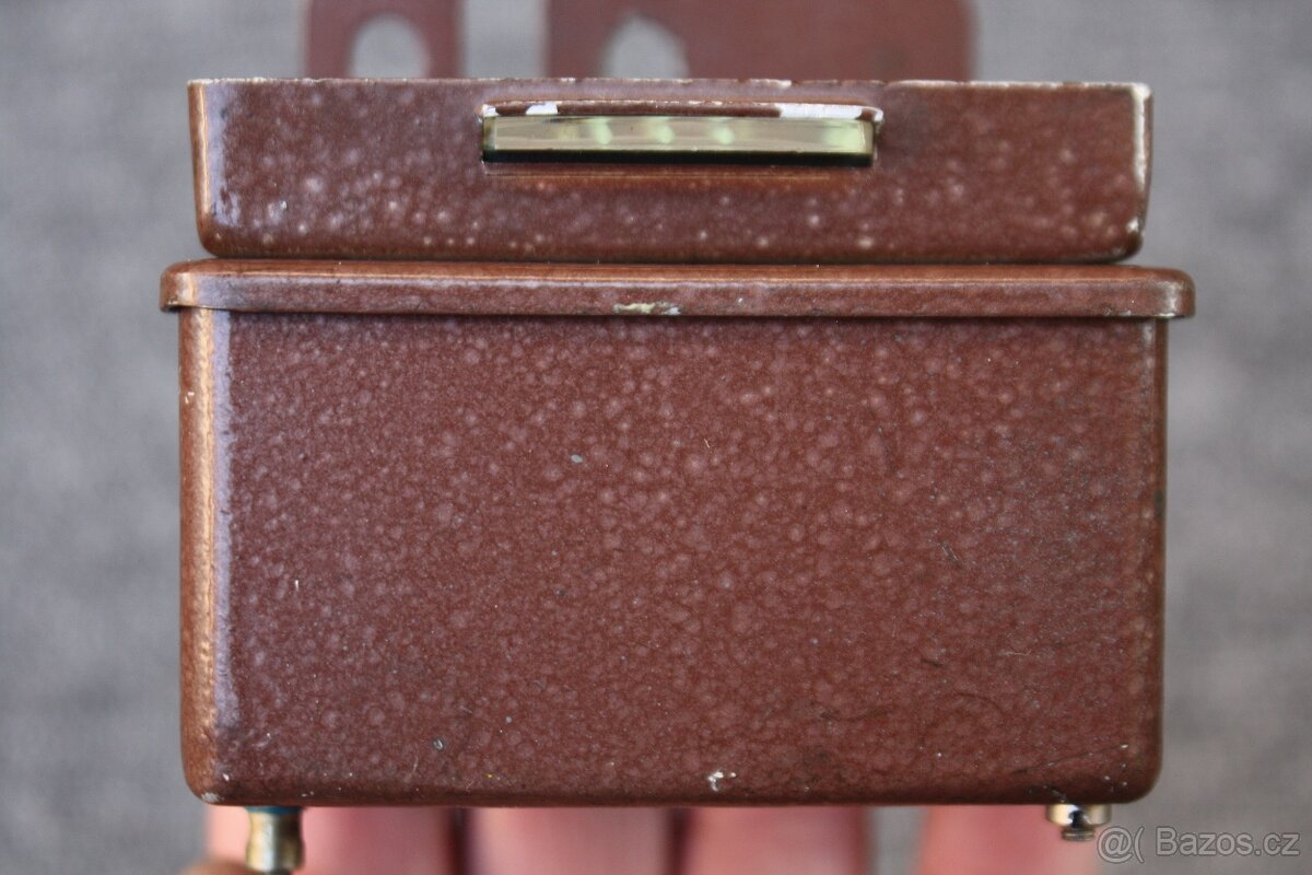 Tatra 603/1 - palubní hodiny - 9