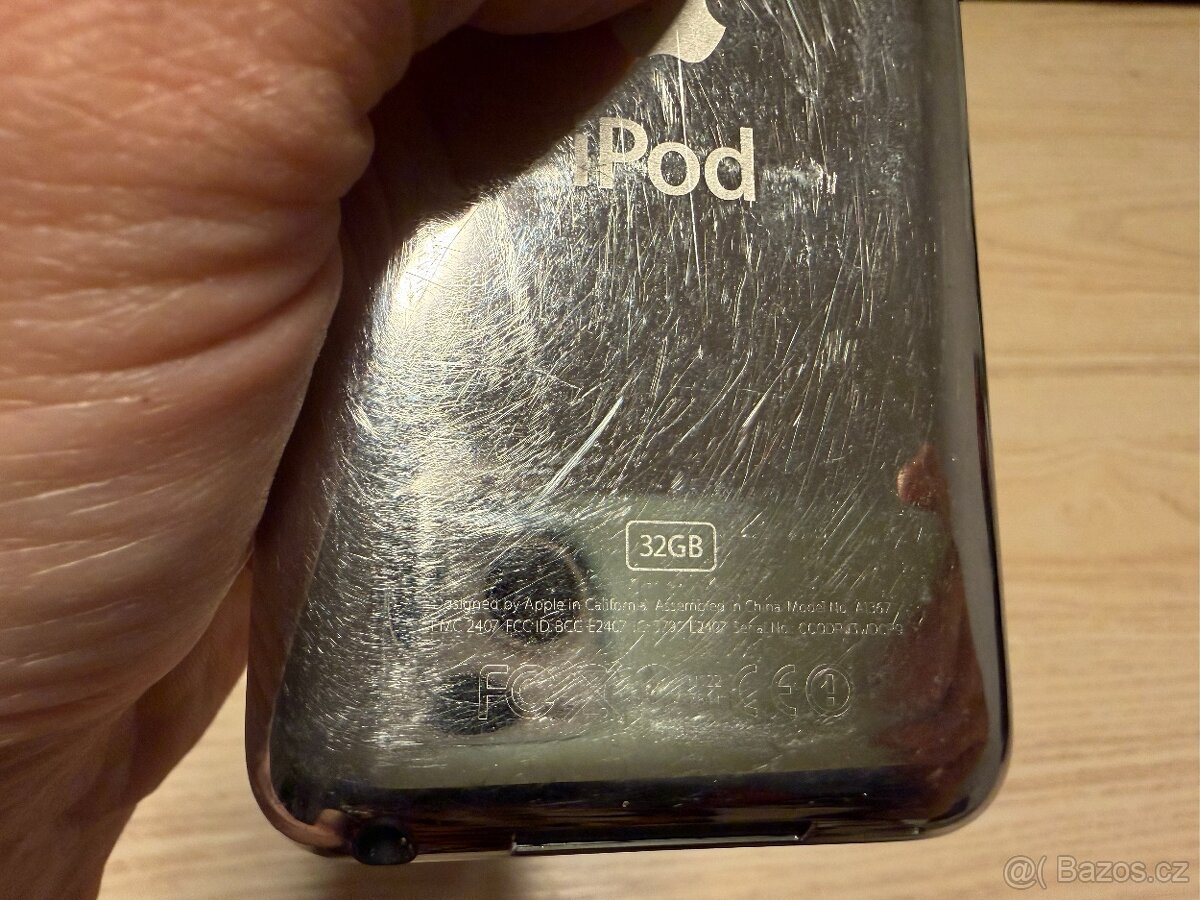 Apple iPod touch 4. generace (32 GB) iOS 6.1.2 - 9