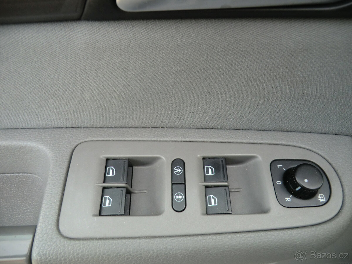 Seat Alhambra, 2.0TDi 100kW KLIMA SERVISKA - 9