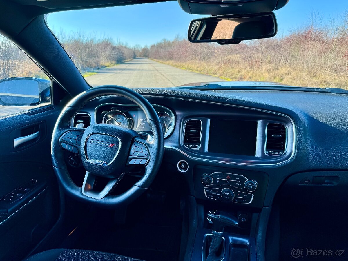 Dodge Charger R/T Scat Pack 6.4 V8 | TOP STAV - 9