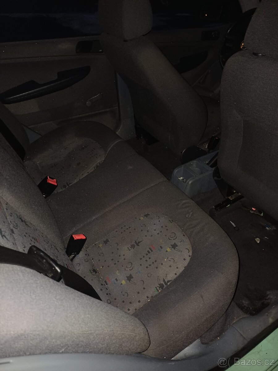 Škoda Fabia 1.4Mpi - 9