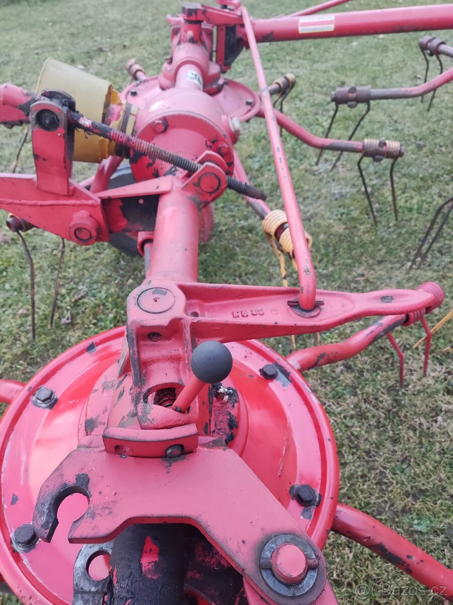 Obraceč sena Niemeyer - 9