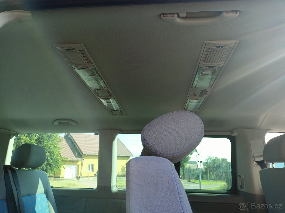 VW Multivan T5 2.5 TDI - 9