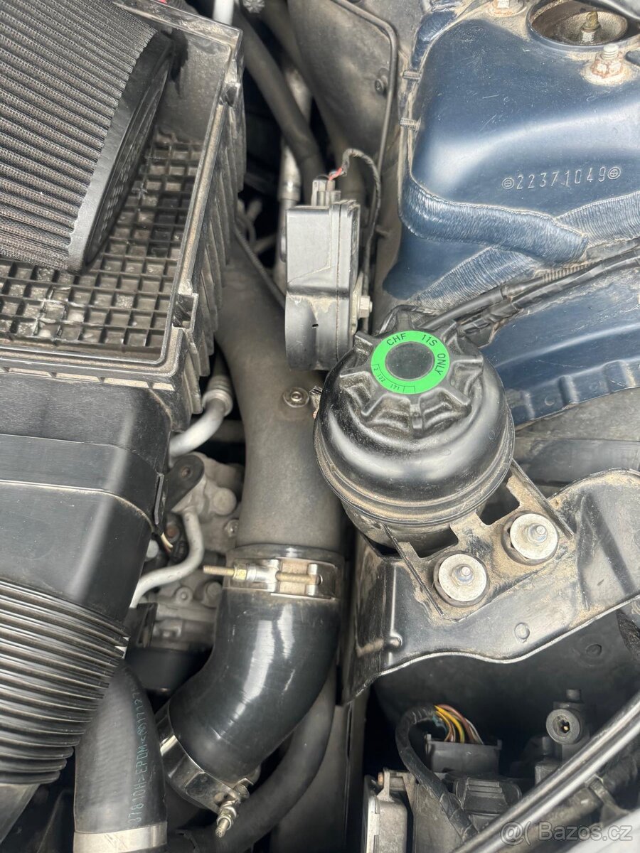 Prodám BMW 335ix e91 manuál - 9