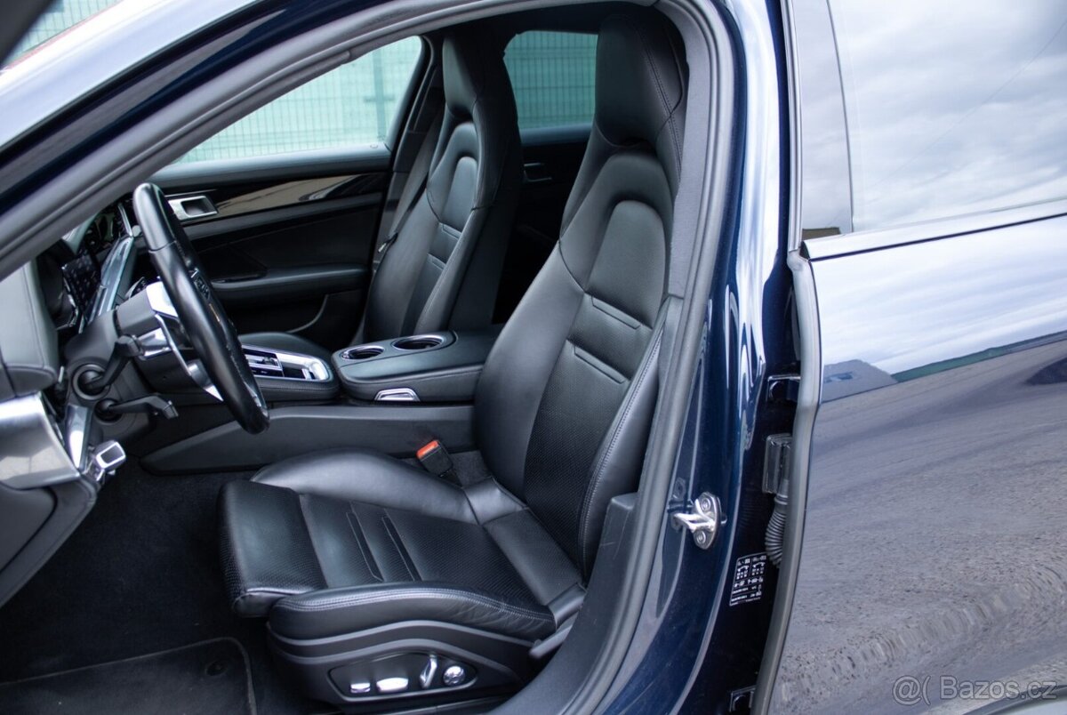 Porsche Panamera 4 E-Hybrid 4x4 A/T - 9