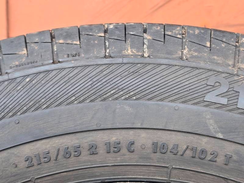 Letní Barum 215/65/15C - 9