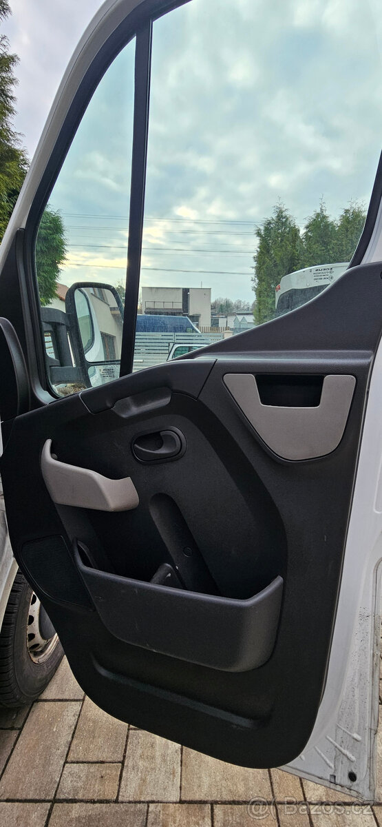 Renault Master 2.3 dCi 125 kW | 2018 | NOVÝ MOTOR | TOP STAV - 9
