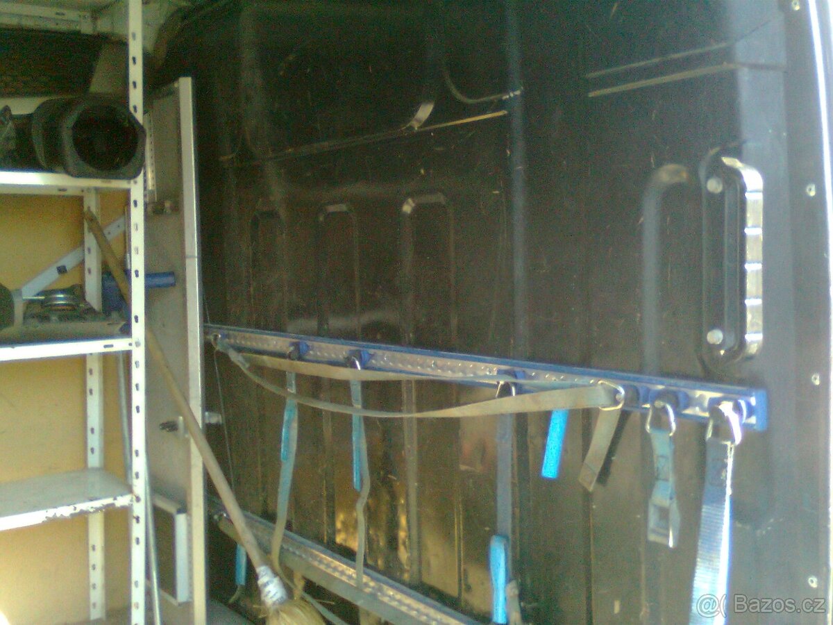 IVECO DAILY 35S13 R.V.2010 ORIG.30tkm-NÁHRADNÍ DÍLY - 9