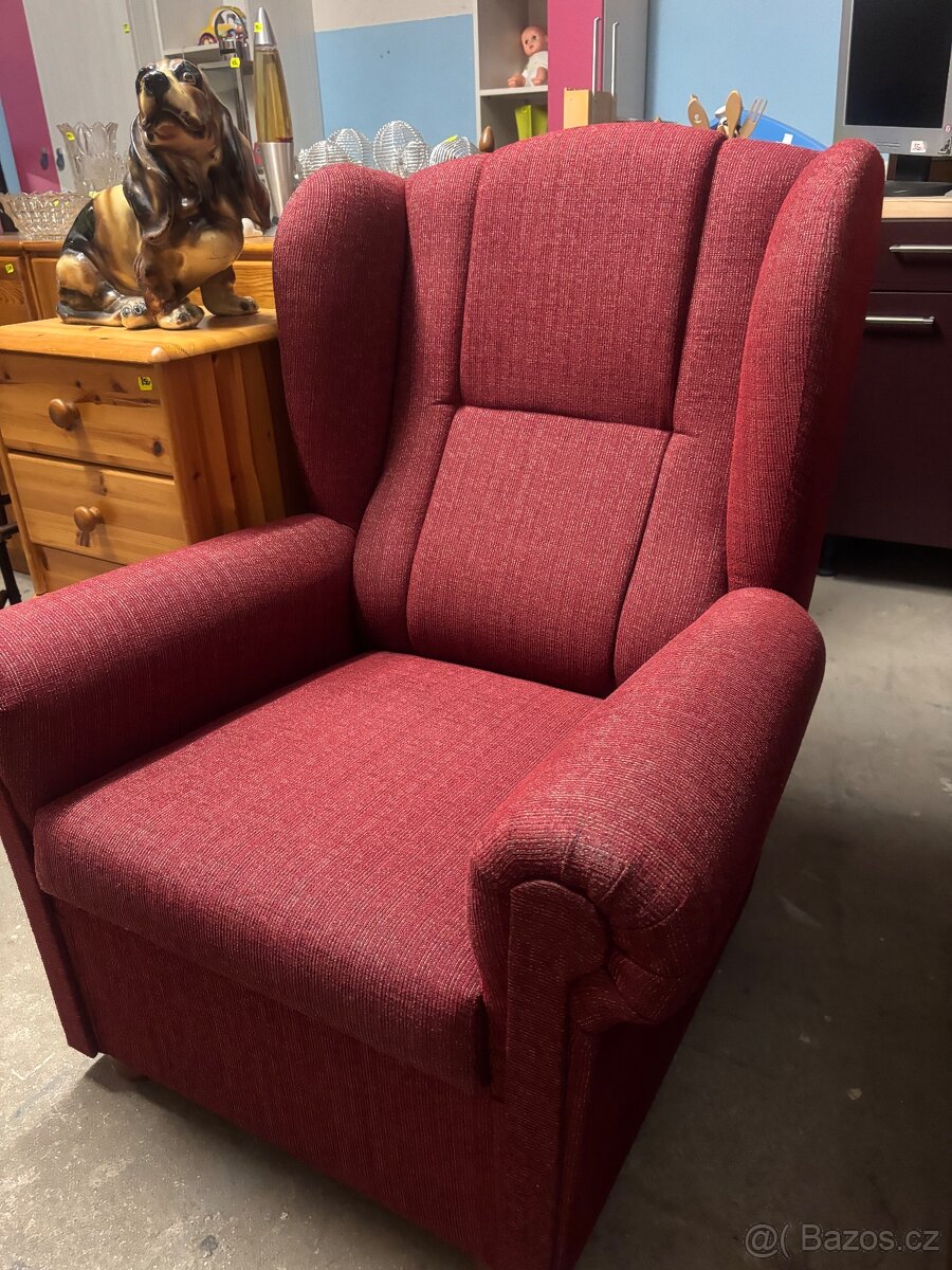 PRODÁM TŘI KŘESLA RELAXAČNÍ -2KS A 1KS-UŠÁK - 9