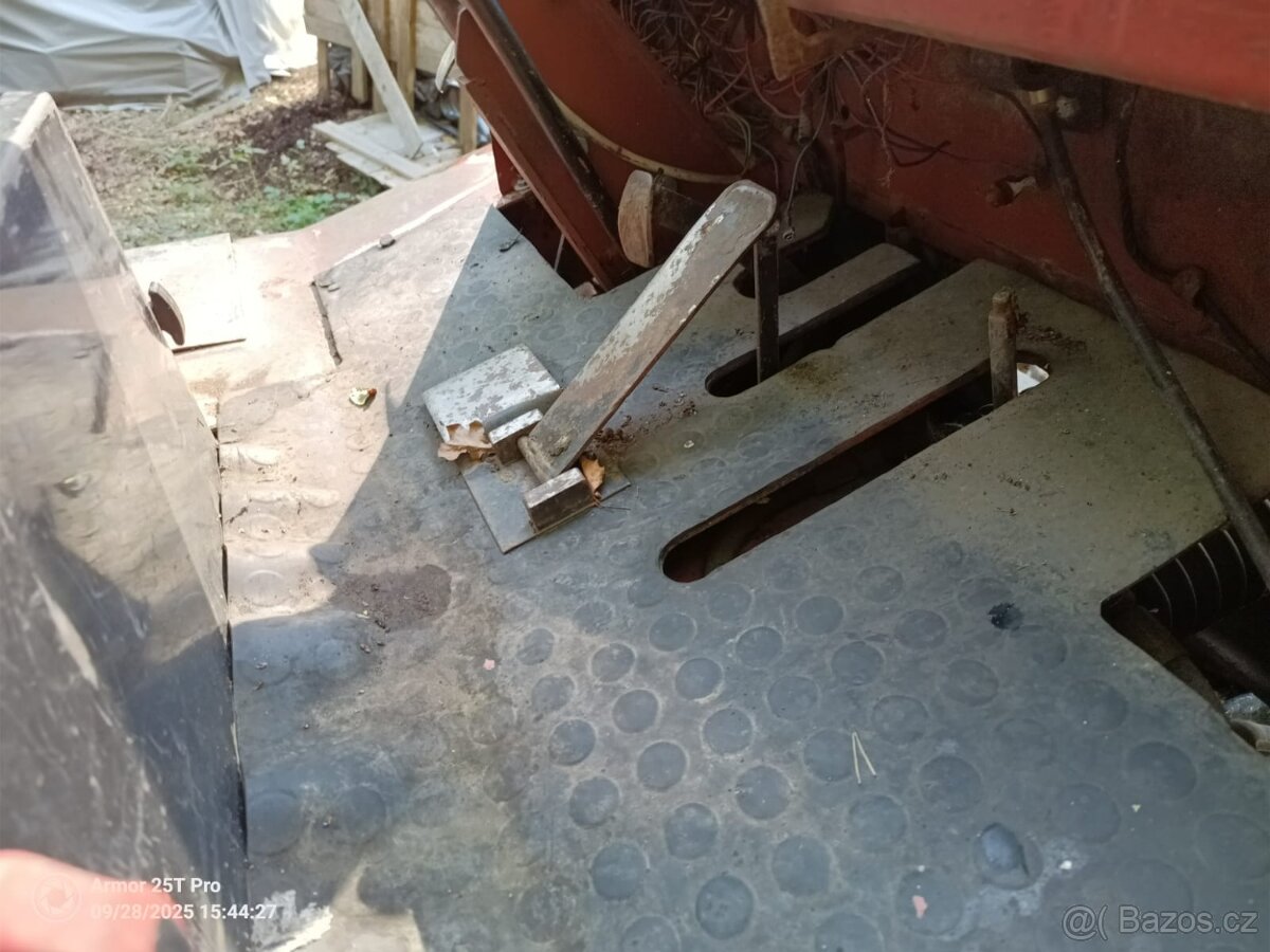 Terénní desta DVHM 322 - 9