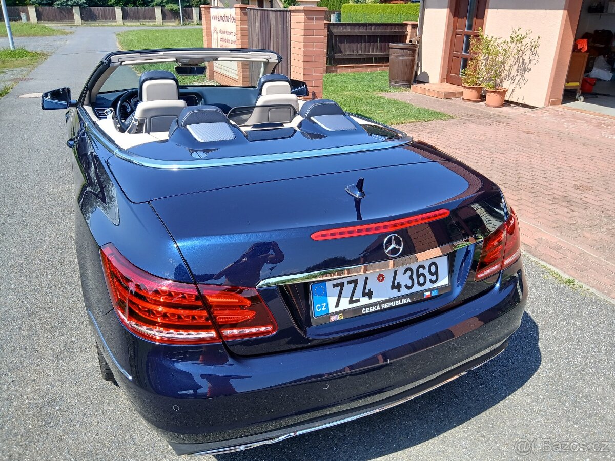 Kabriolet Mercedes-BENZ Třídy E - 9