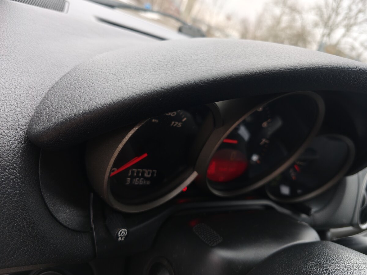 Porsche Boxster 2.7 - 9