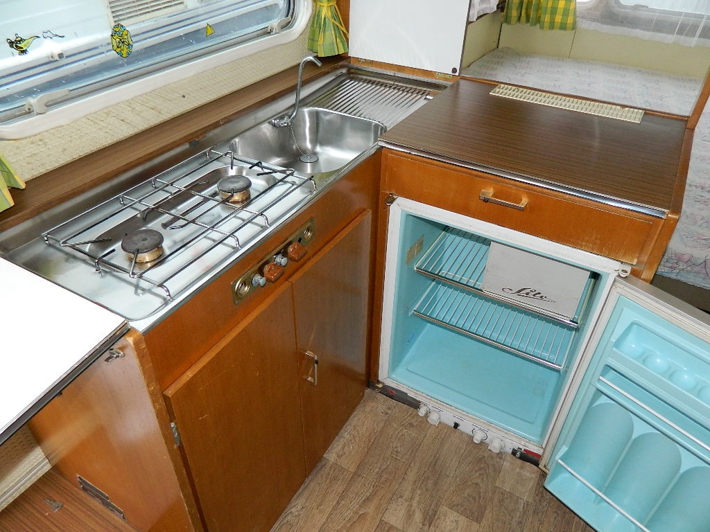 CHATA NA KOLECH - dvouosý karavan Tabbert - 9