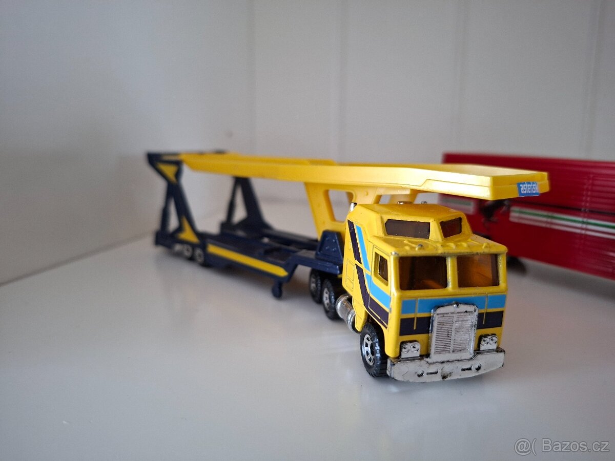 MATCHBOX - 9
