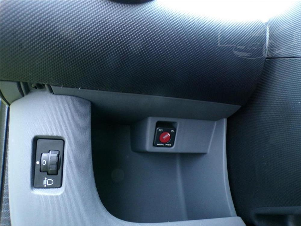 Citroën C1 1,0 i POSILOVAČ ŘÍZENÍ - 9