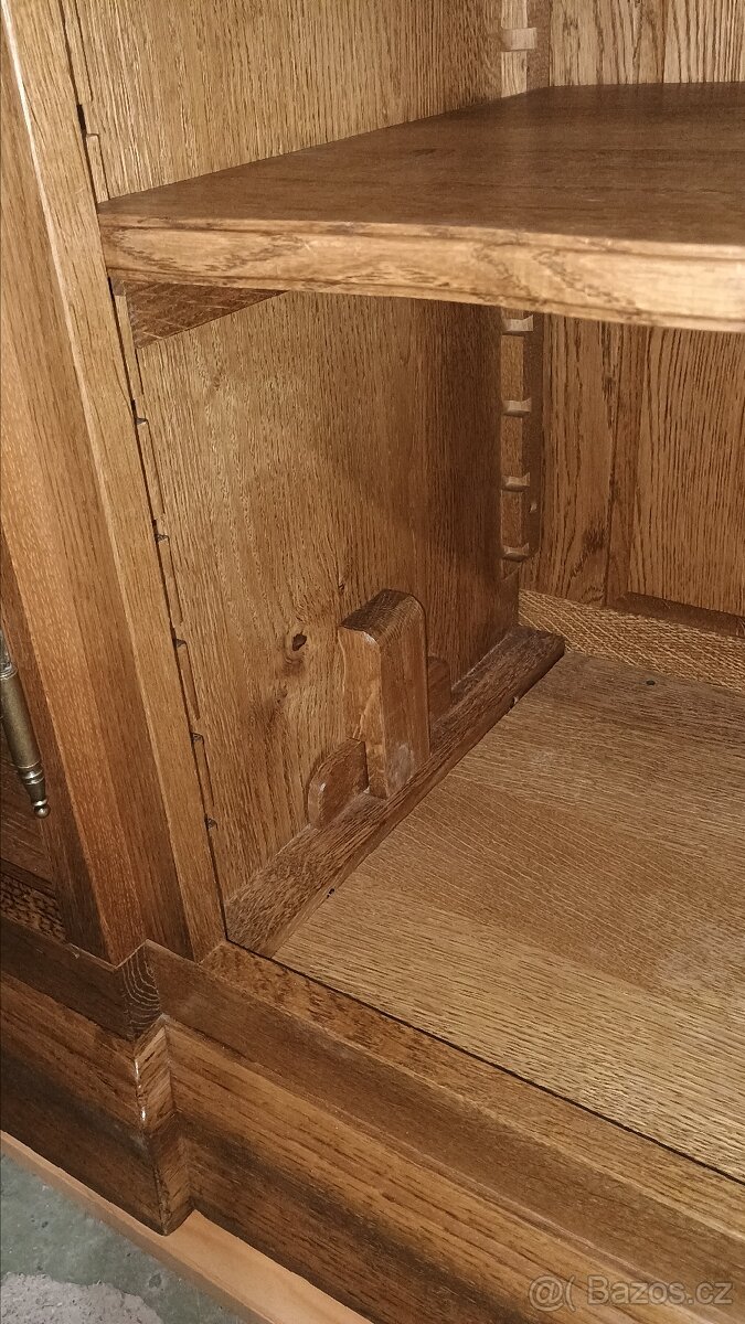 Rustikální policová dubová skříň š 213x v164x h49 cm - 9