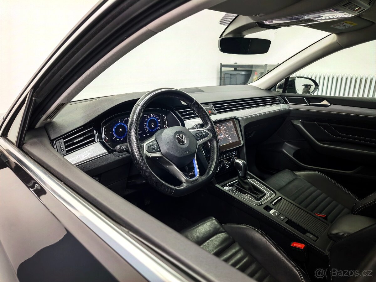 VW PASSAT B8 GTE 1.4 TSI 160KW,DSG,MATRIX,VIRTUAL,TAŽNE, DPH - 9