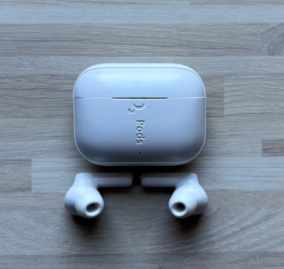 iPhone XR 64 GB bily - 9