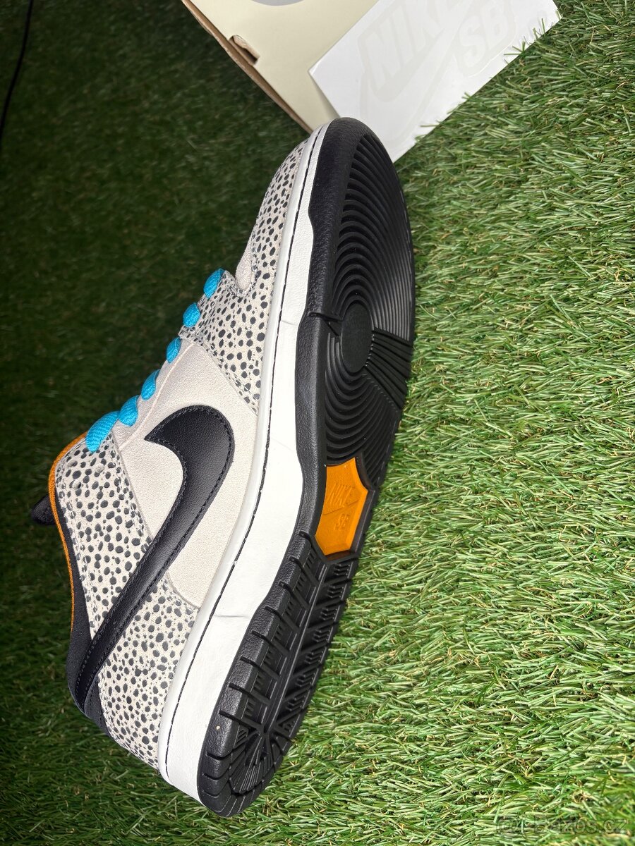 NIKE Dunk low SB Olympic safari - 9