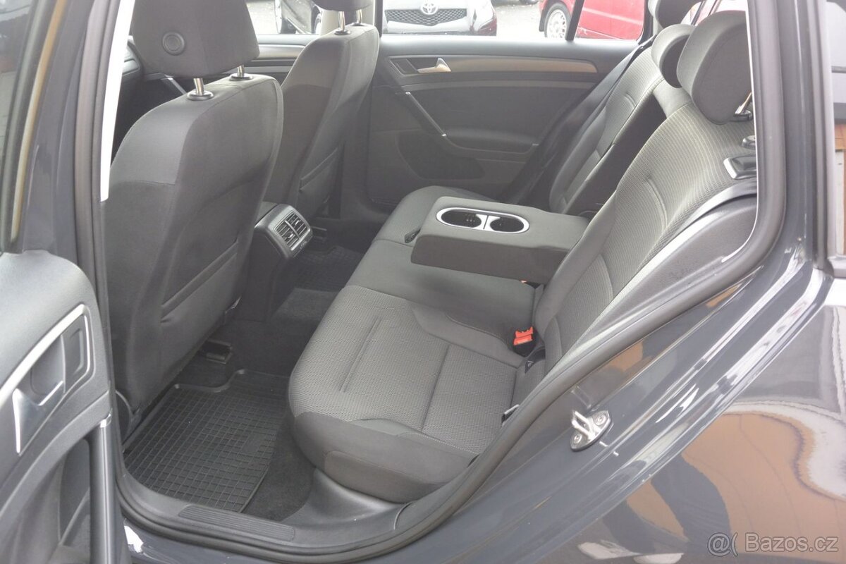 PRODÁM Volkswagen Golf 1.4TSi - 9
