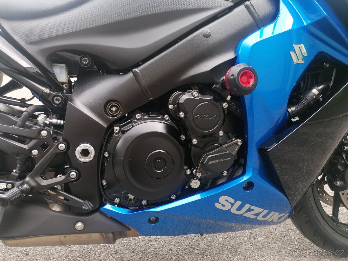 Suzuki GSX-S 1000F - 9