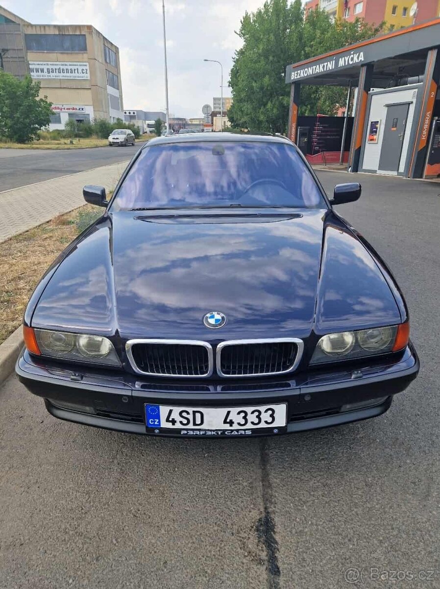 BMW E38 728iA ⭐️ZÁNOVNÍ STAV - STATISÍCE PROINVESTOVÁNO⭐️ - 9