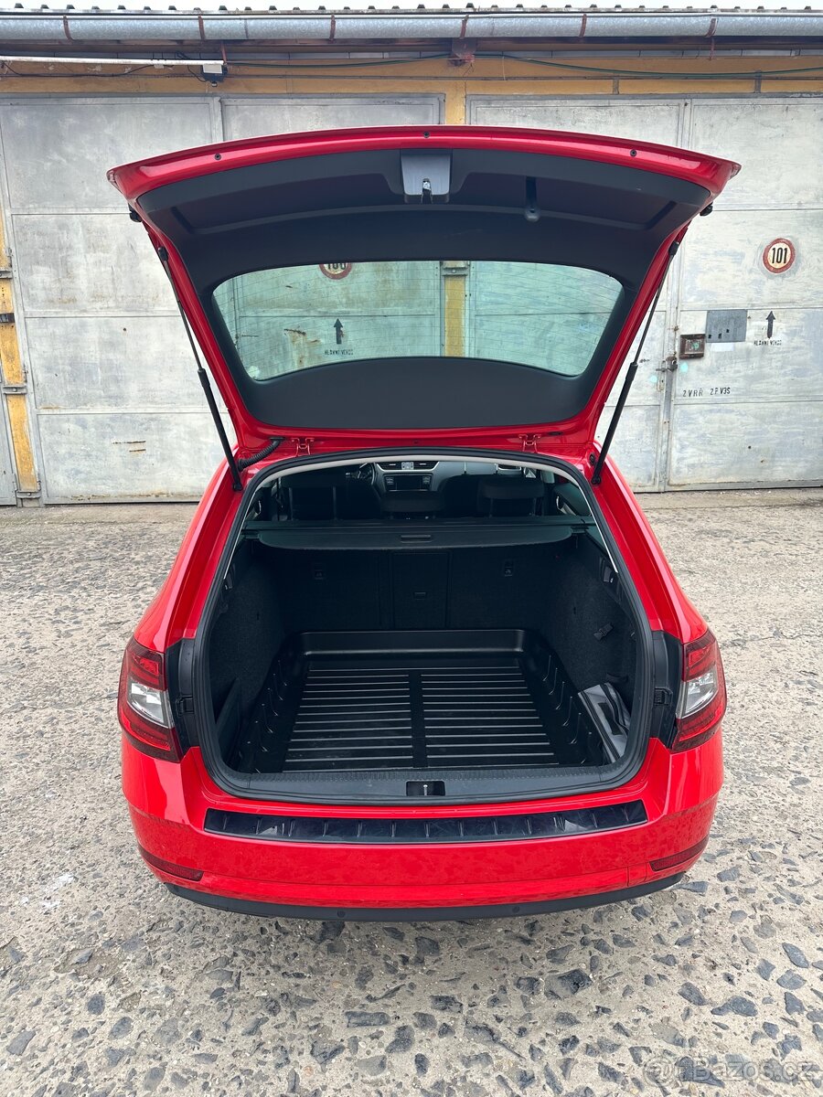 Škoda Octavia 1.6 tdi 85KW - 9