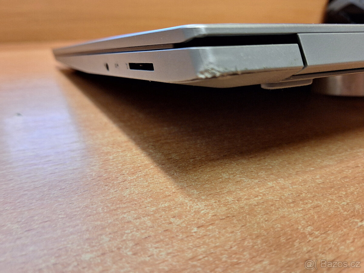 Lenovo IdeaPad 3 15ADA05 - 9