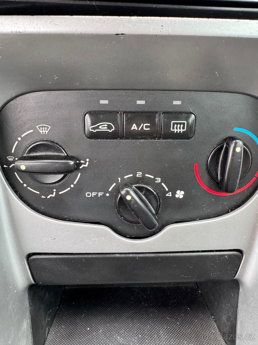 Peugeot 307 1.4 HDI - 9