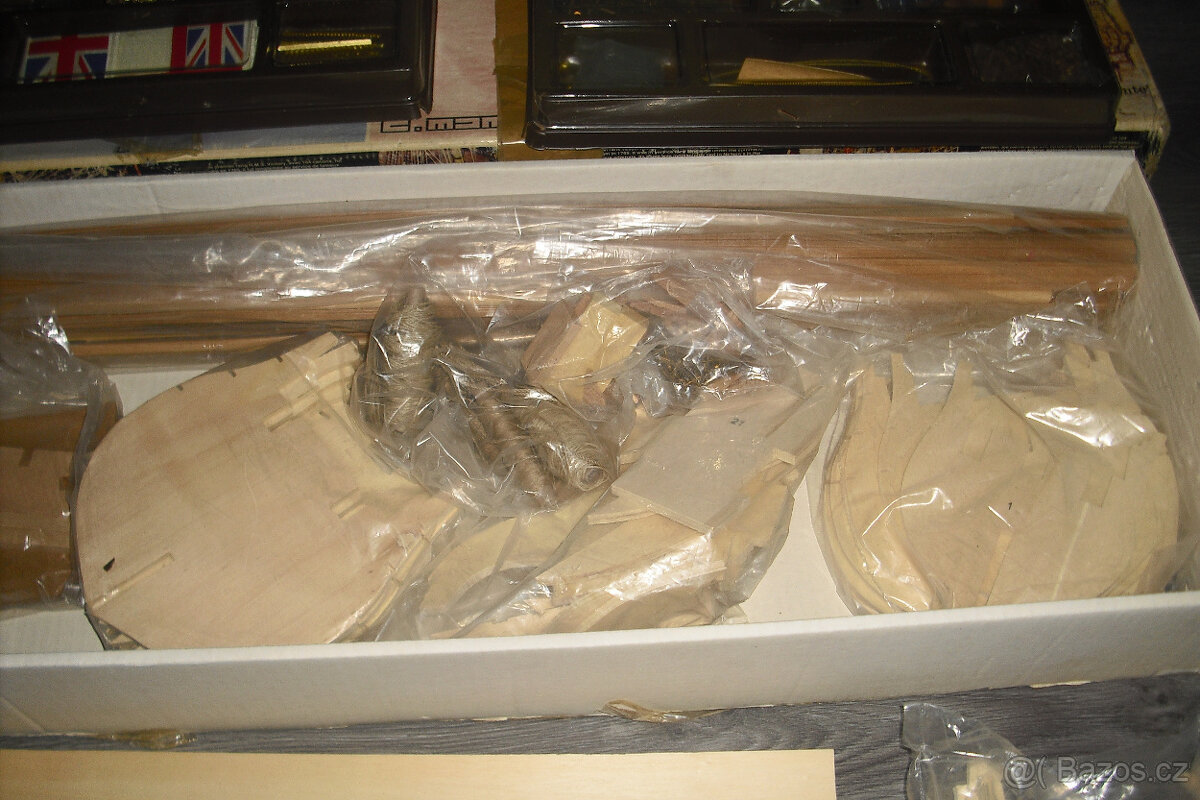 H.M.S.VICTORY 1/90 - 9