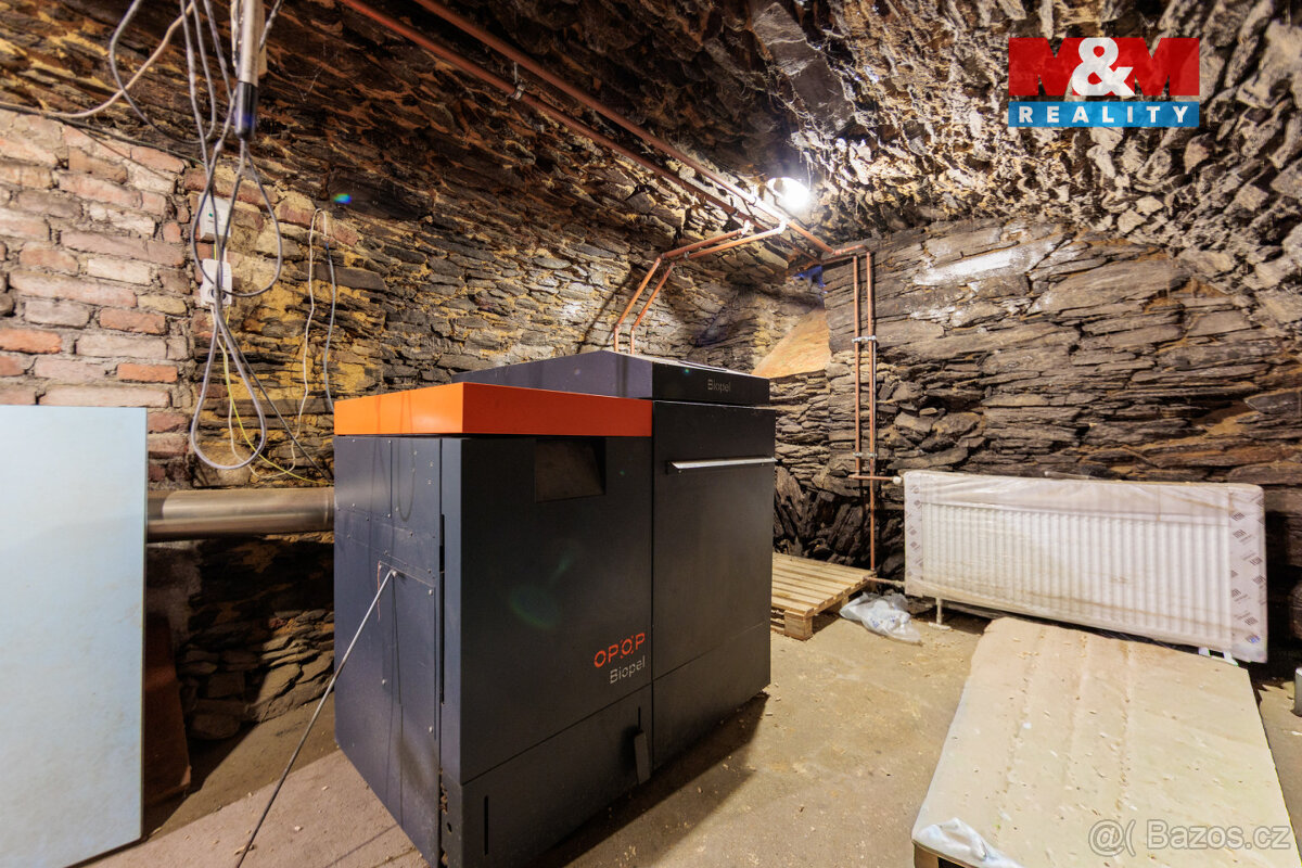 Prodej rodinného domu, 232 m², Aš - 9