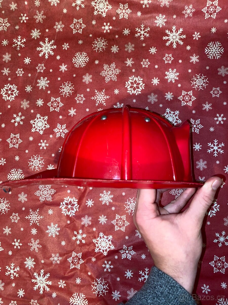 Hračky - meče, štíty, pistole atd. - 9