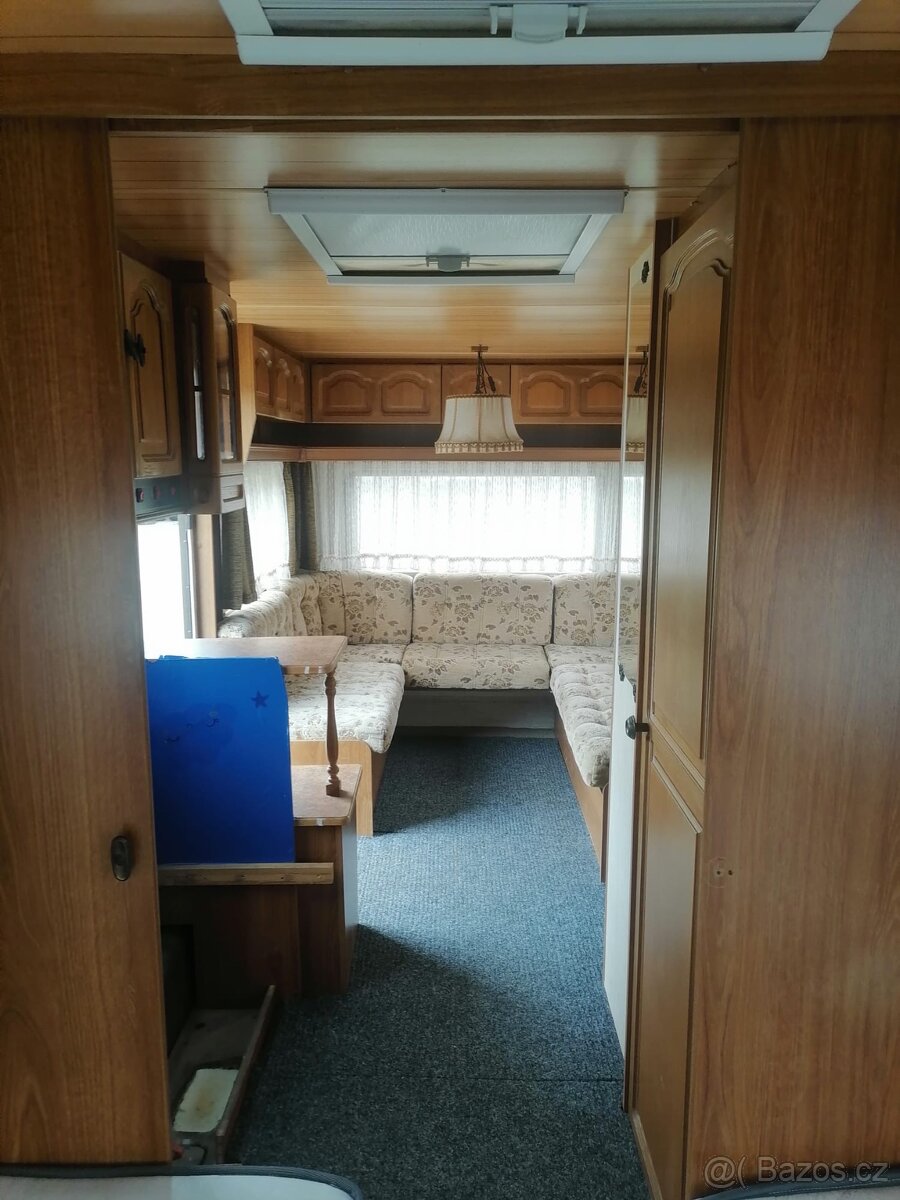 Karavan Burstner, Koupelna , Topení - 9