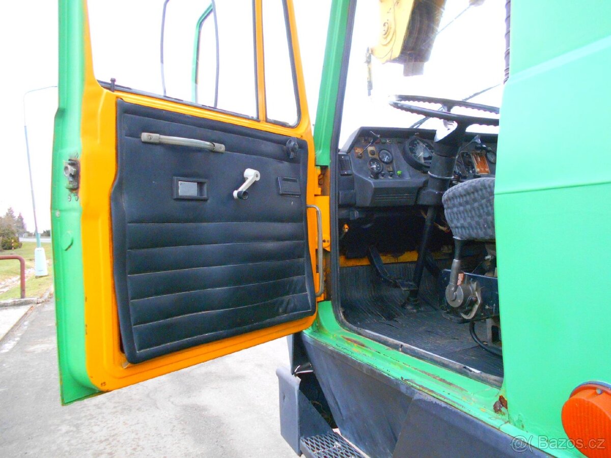 Tatra T815 AD 20 ČKD 6x6 - 9