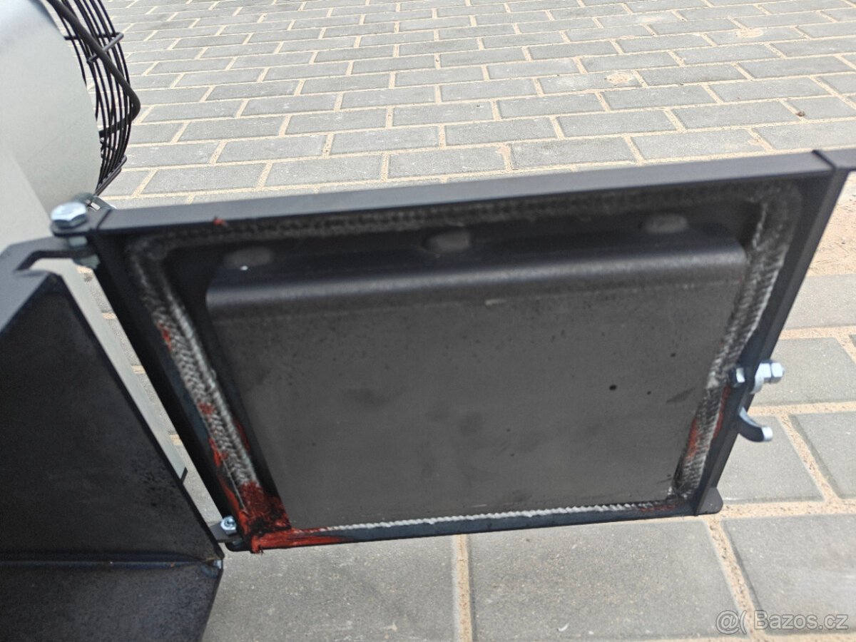 Ohřívač vzduchu koza NG30 kW do 400 m2 na olej a dřevo. - 9