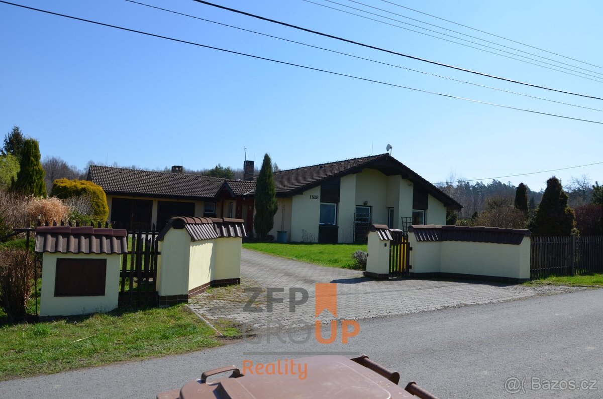 Prodej rodinné domu o rozloze 256 m². ulice Okružní, Šenov - 9