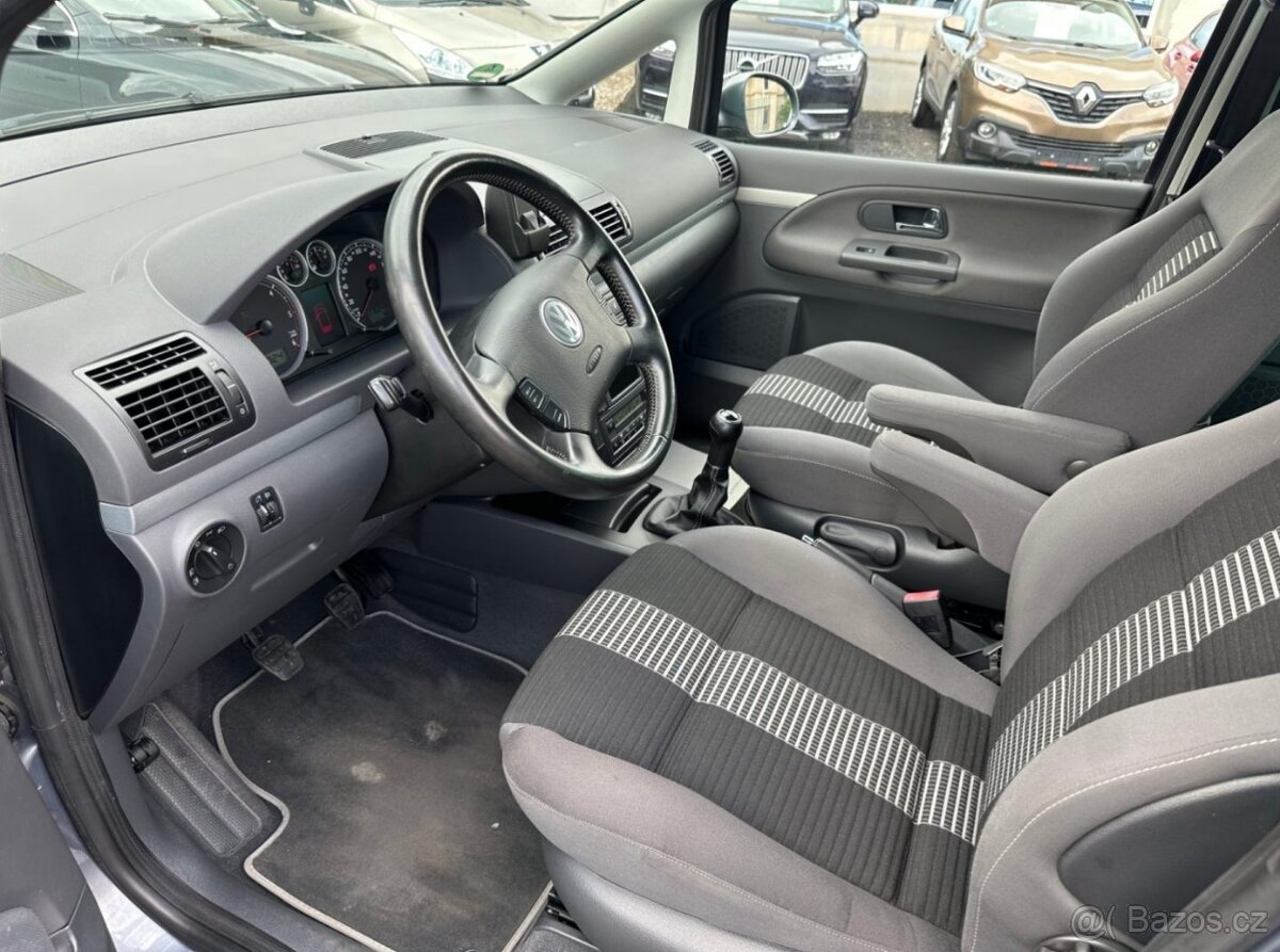Prodám Volkswagen Sharan 2.0Tdi 103kw - 9
