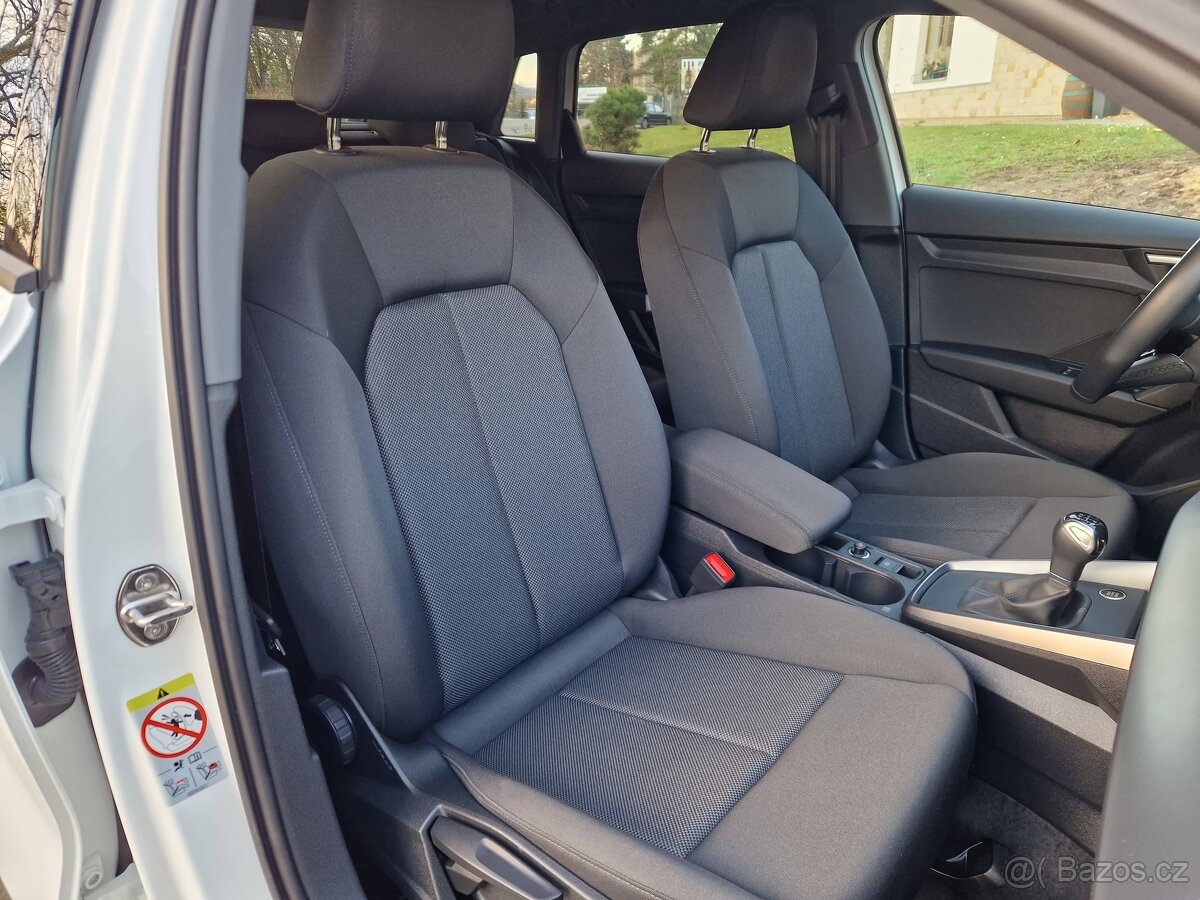 AUDI A 3 1,0 TSI 81 KW S-line DPH - 9