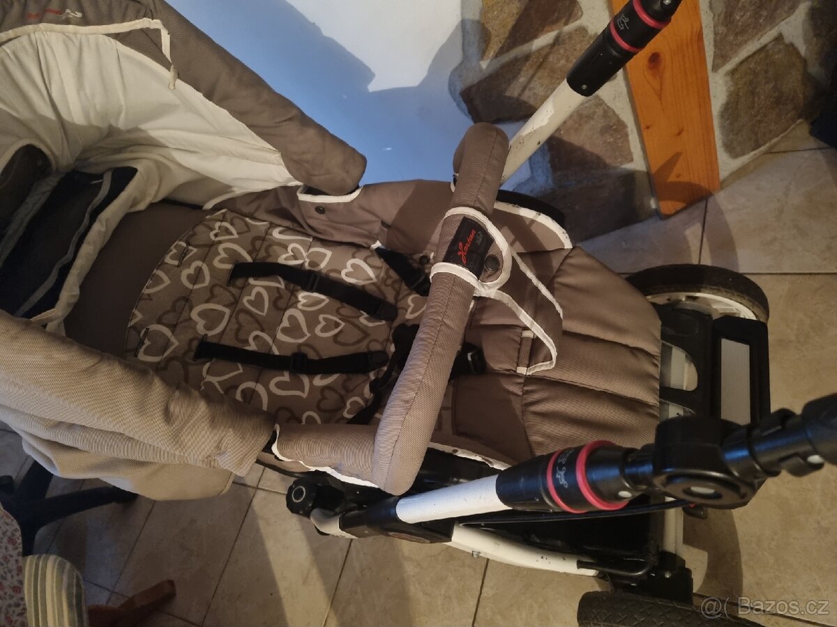 Kočárek Hartman, korbicka i sporťák - 9