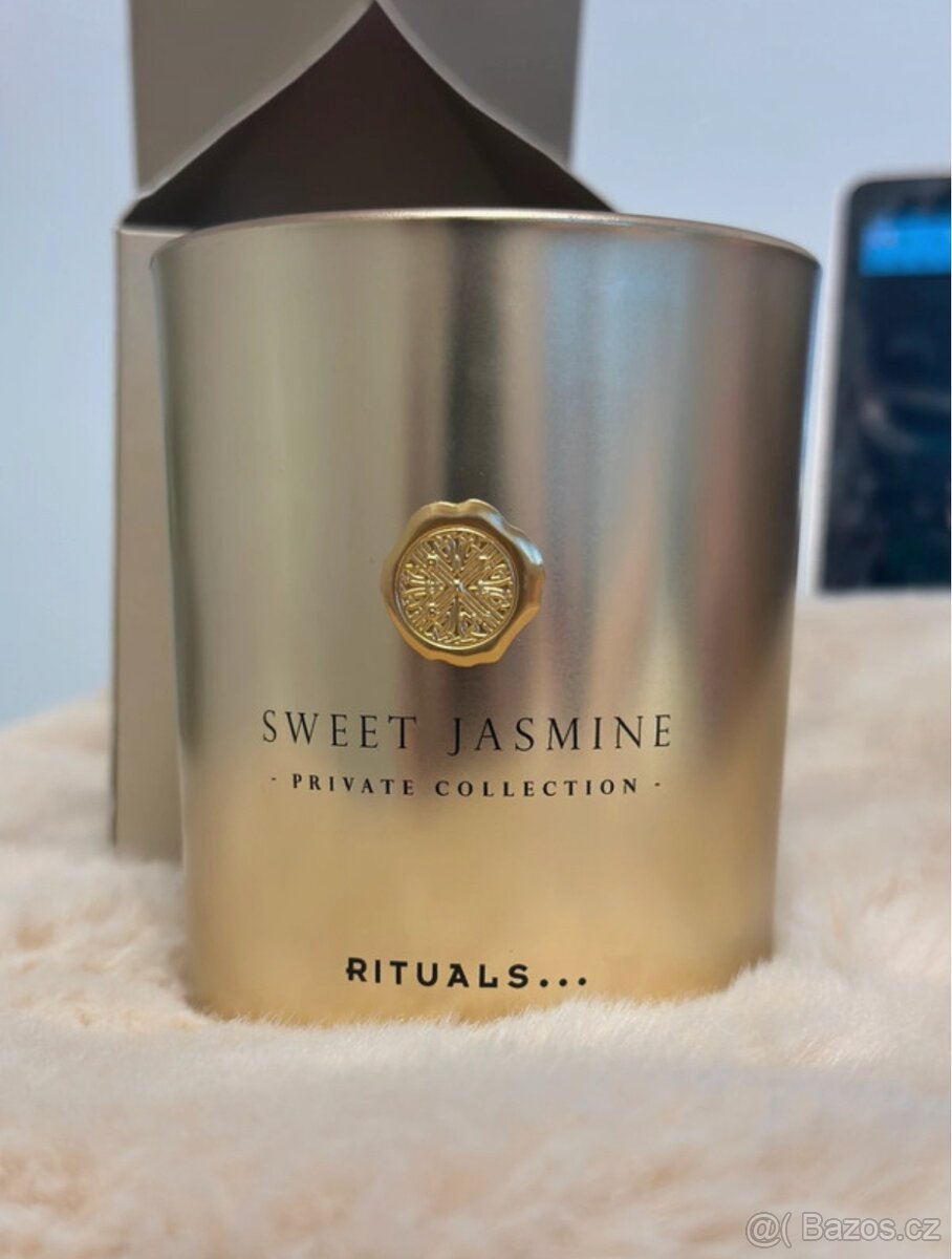 Svíčka Rituals Sweet Jasmine - 9