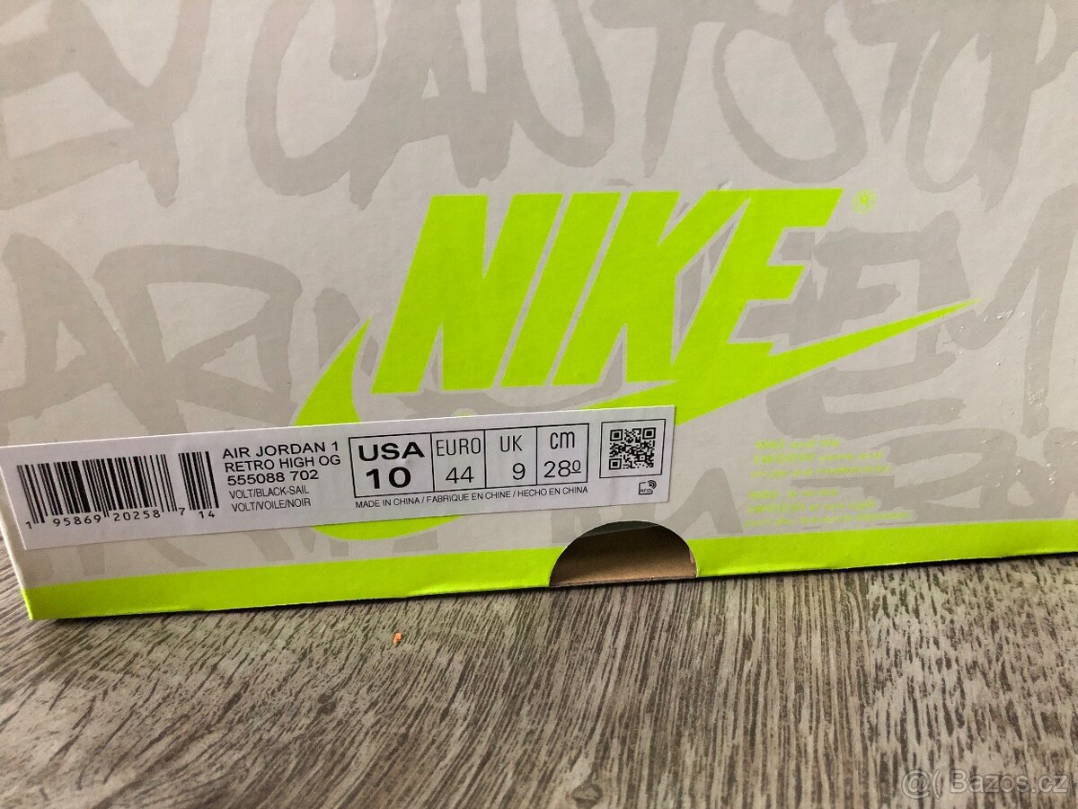 NIKE AIR JORDAN 1 - 9