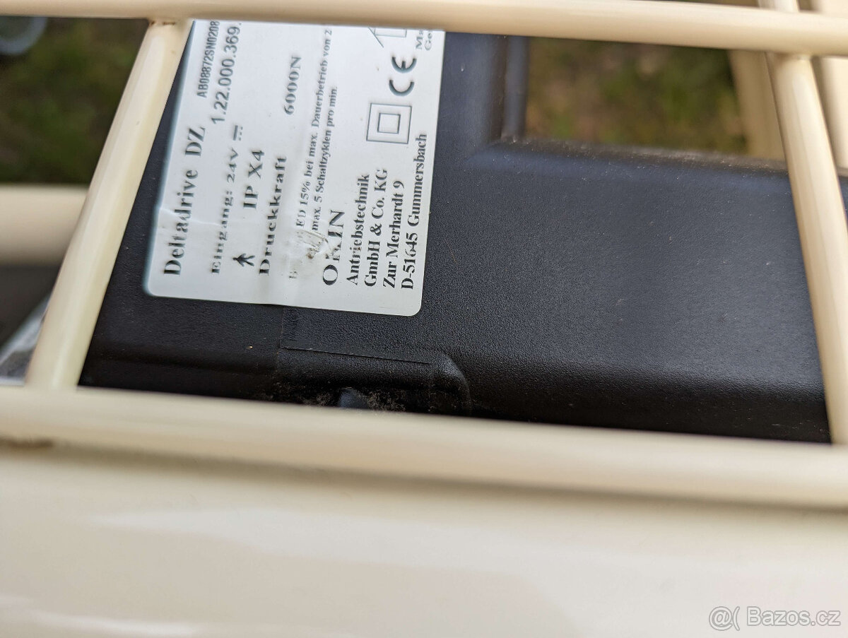 Elektricky polohovatelné pojízdné lůžko - 9