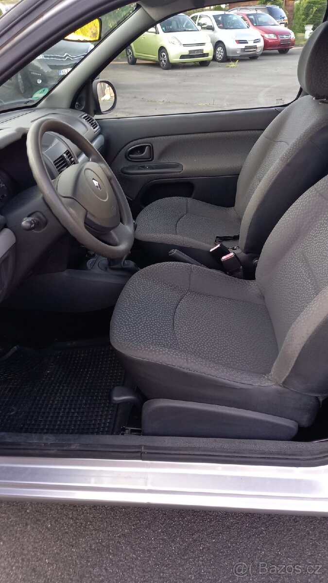 Renault Clio 1.2 55kW - 9