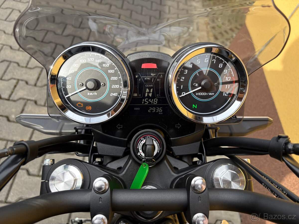 Kawasaki Z 650 RS - 9