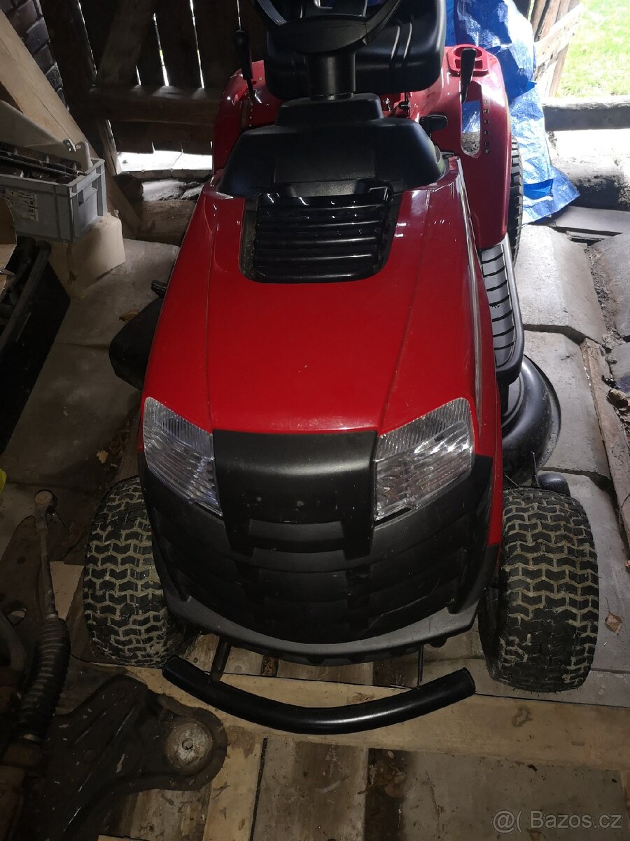 Zahradní traktor - 9