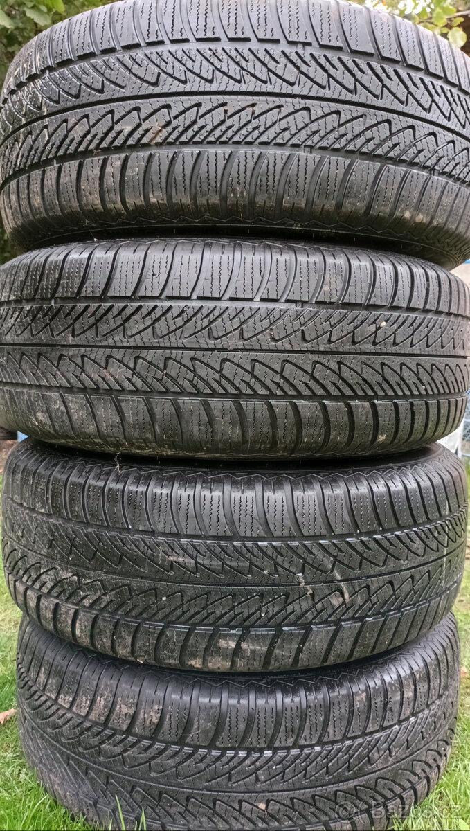 Zimní sada Audi Q7 R18 5x112 Goodyear 255/60/18 - 9