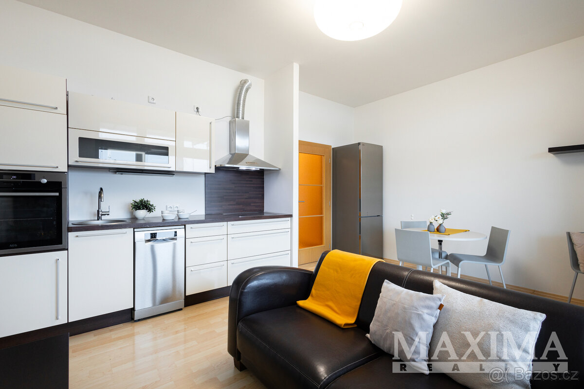 Byt 2+kk o ploše 50 m2 - Praha, Libeň - 9