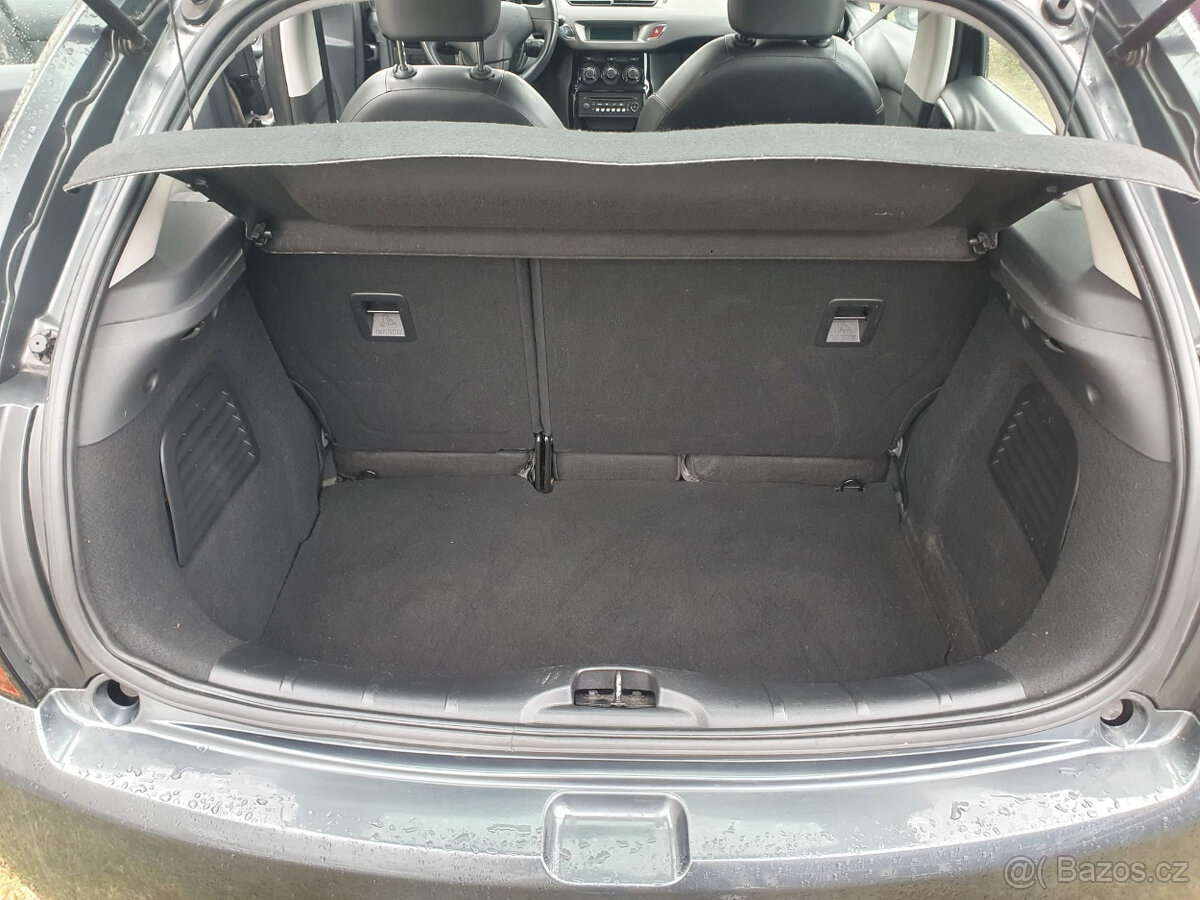 Citroen C3 1,2 i - NOVÉ ROZVODY - ZIMNÍ KOLA - 9